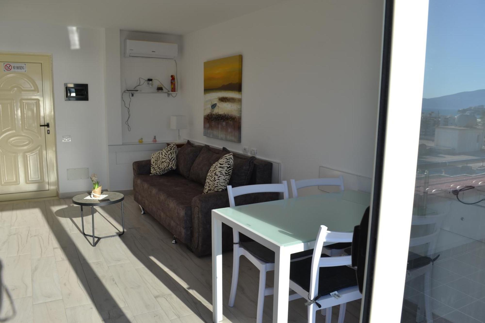 Appartamento Seaview Penthouse Terrace & Garage Vlorë Esterno foto